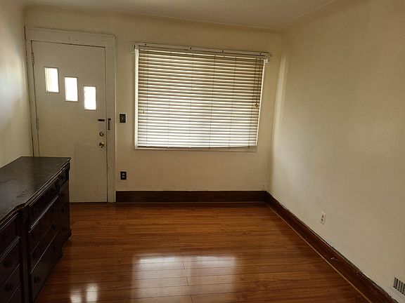 2nd image of 2361 Caniff St Floor 1