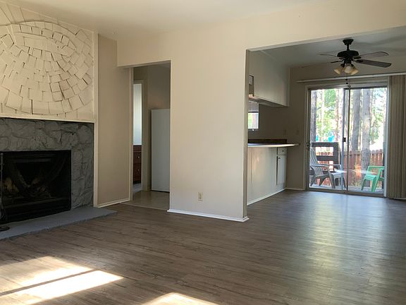 2nd image of 1130 Keller Rd #10