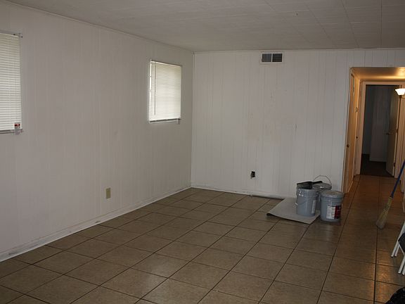 4th image of 7684 Adamson Rd #7684