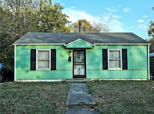 5451 College Ave, Kansas City, MO 64130