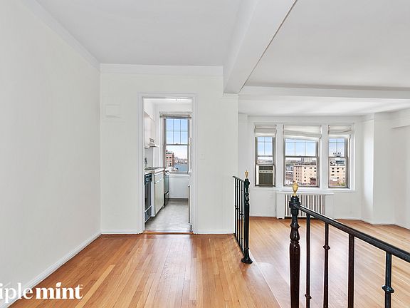 4th image of 299 W 12th St APT 15C