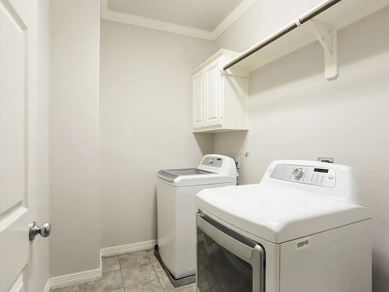 1506 Shady Villa Fern — Photo 11