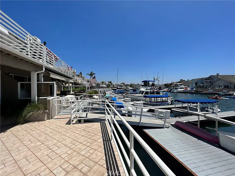 3312 Tempe Dr — Photo 10