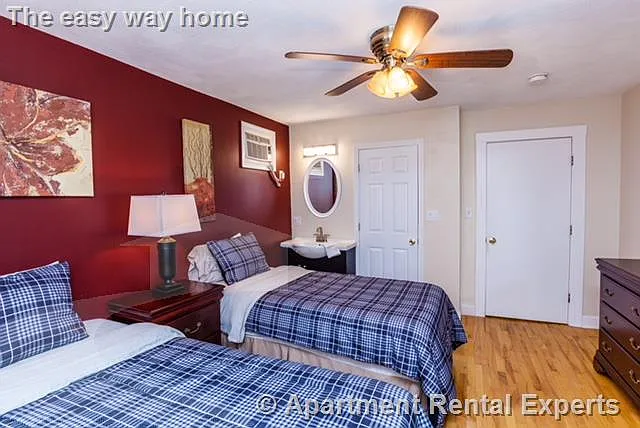 36 Florence St #1 — Photo 7