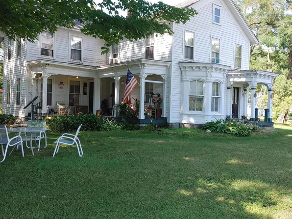 1027 Route 196, Hudson Falls, NY 12839