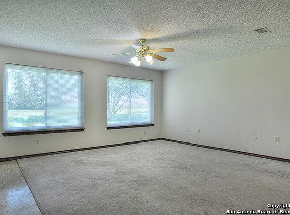 4th image of 152 Tanglewood Dr