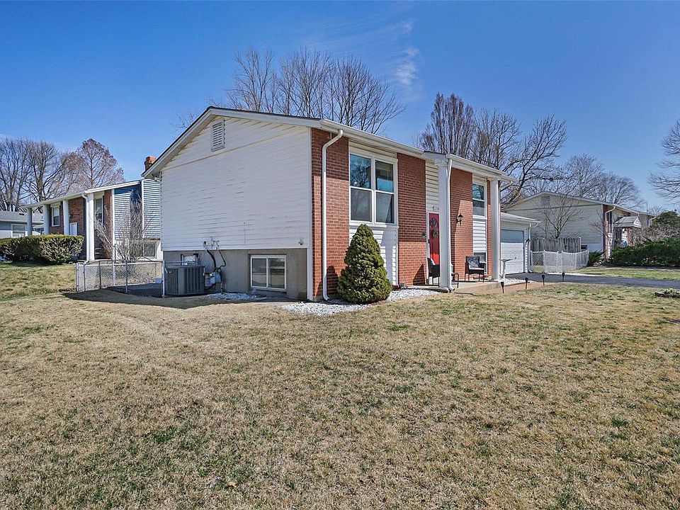 11947 Glenmar Dr, Maryland Heights, MO 63043 Zillow