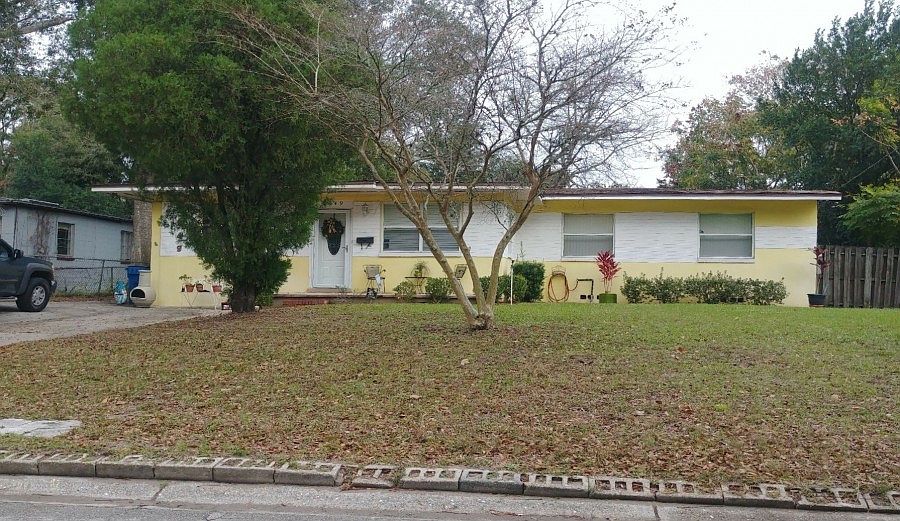 1st image of 2349 Pine Summit Dr E
