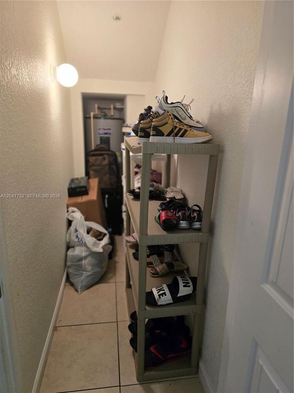 146 SW 7th Ct, photo 5