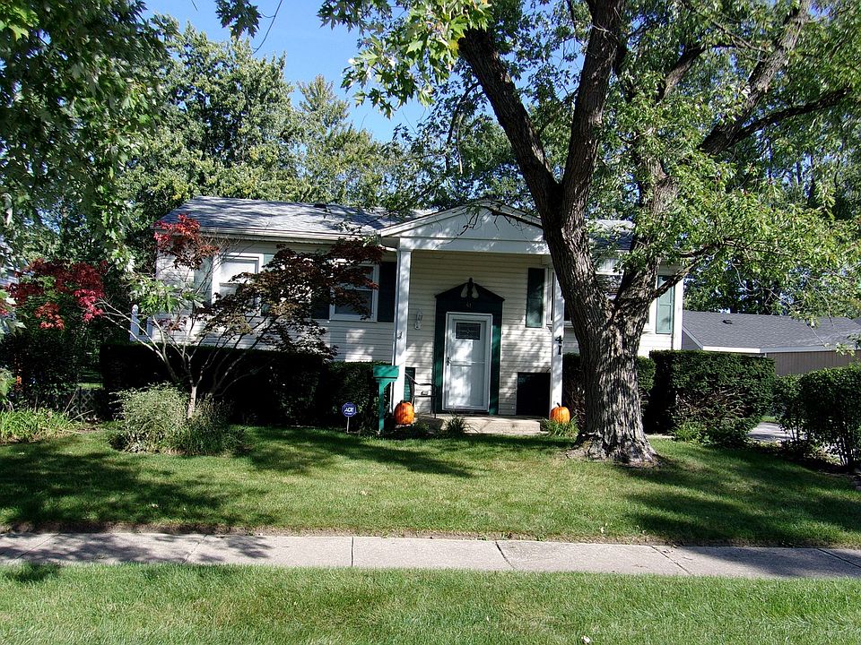 1st image of 41 N Pine Ln