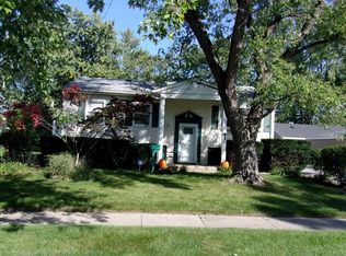 41 N Pine Ln, Glenwood, IL 60425