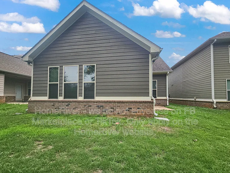 174 Daisy Cir — Photo 18