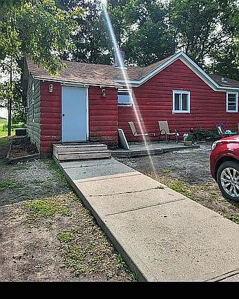 2nd image of 344 Silver St