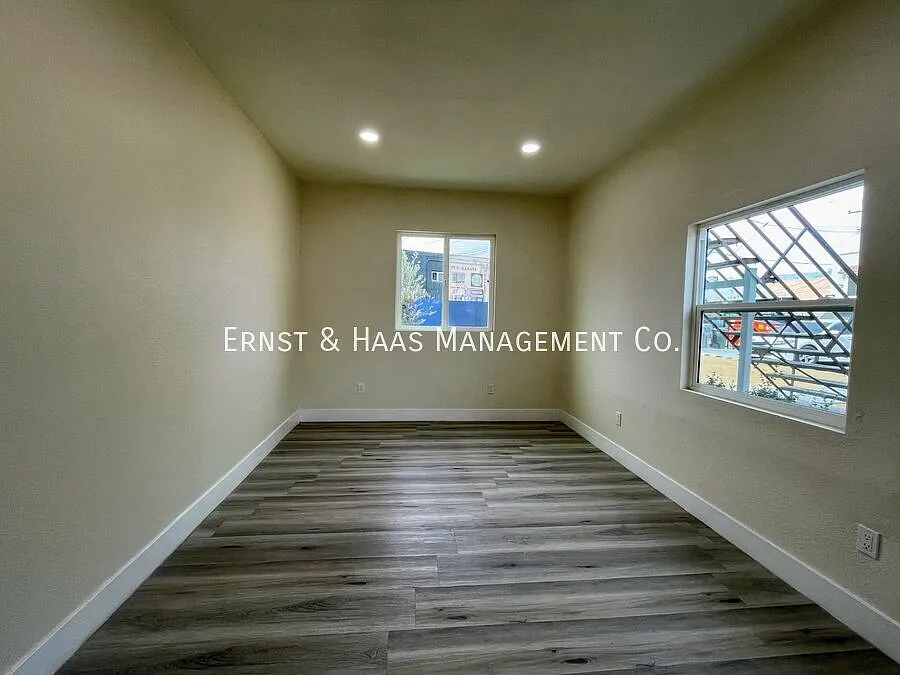 Building Photo - 3311B Platt Ave