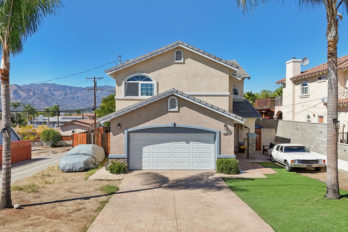 Campus Way-S2510-001.jpg