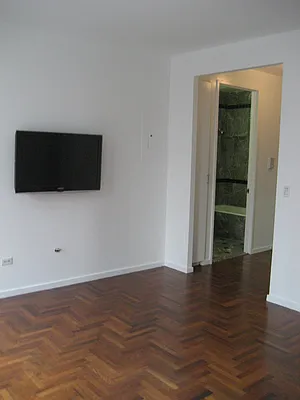 Rented by City Connections Realty | media 9