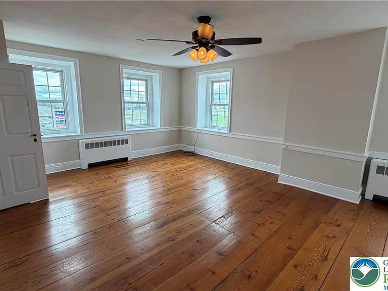 797 Main St — Photo 24