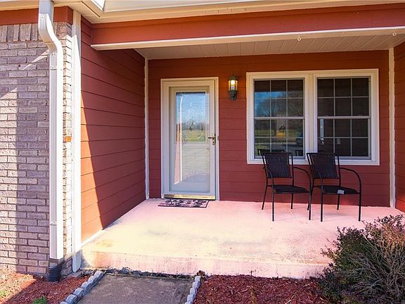4th image of 4331 S County Road 500 W