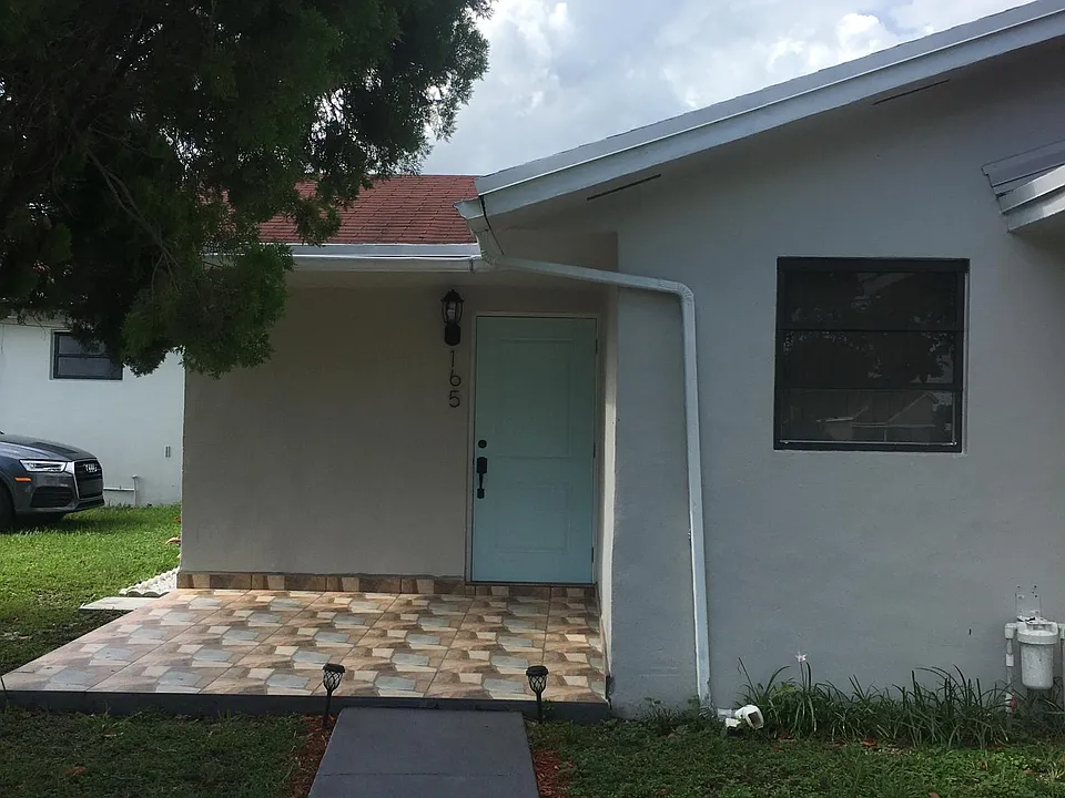 165 Northwest Dr