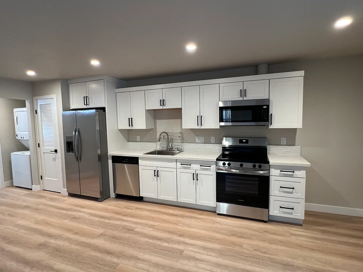 1 bed, 675 sqft, $1,875 — Photo 2