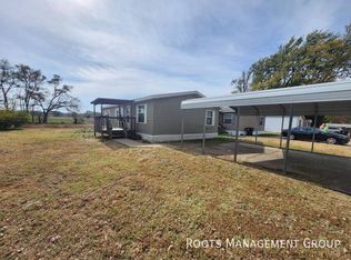 121 NE Coachlight Dr #121, Topeka, KS 66617