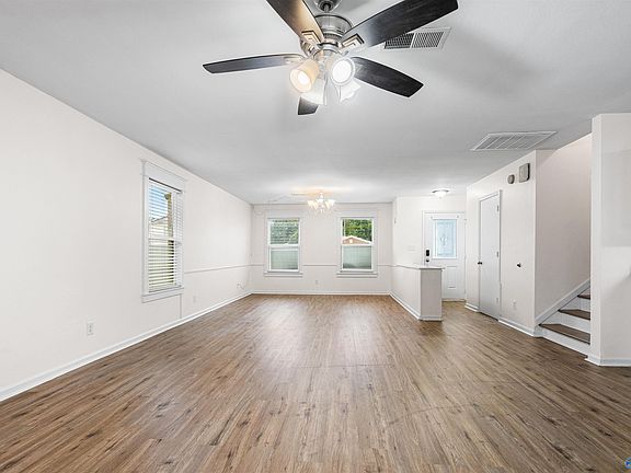 5th image of 392 Jasmine Dr