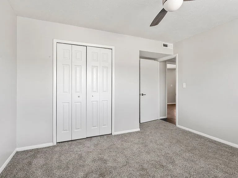 Terraces at Nichols Hills Renovated Two-Bedrooms — Photo 32