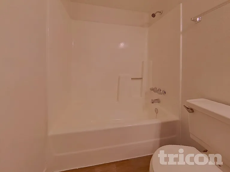 7044 W Taylor St — Photo 15