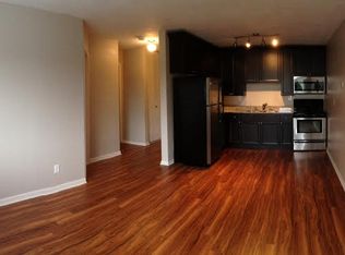 816 13th Ave SE #3, Minneapolis, MN 55414