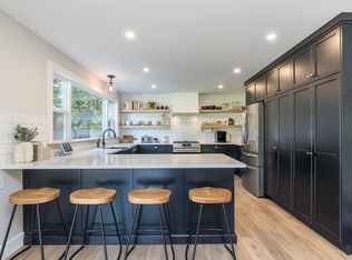 44550 Vedder Mountain Rd, Chilliwack, BC V2R 4C4