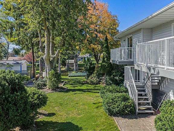 3rd image of 411 Amey Dr