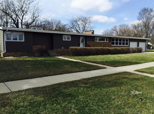 1461 McDonald Dr, Huron, SD 57350