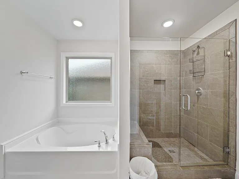 6077 Thorntons Way Cir — Photo 10