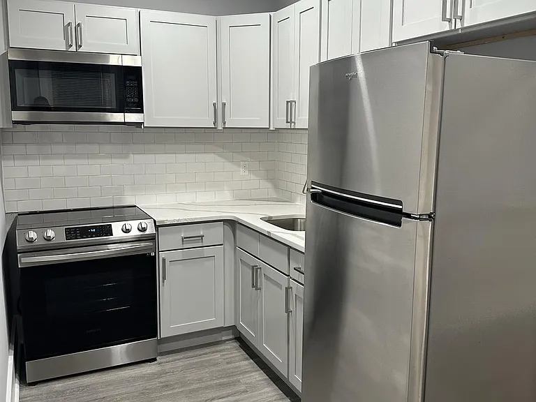 200-15 W Sedgwick St #102 — Photo 21