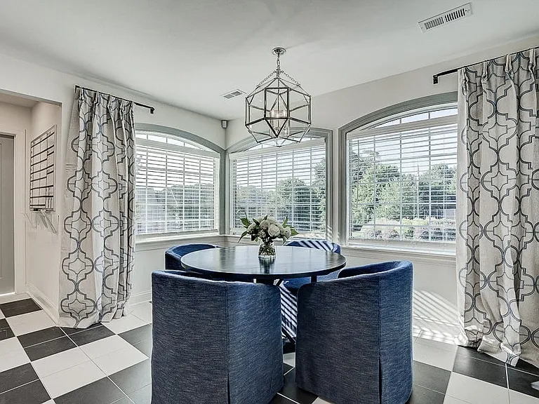 Sunscape Apartments — Photo 47