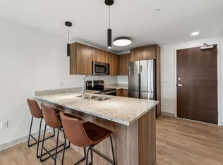 West 6th Apartments, Chattanooga, TN 37402
