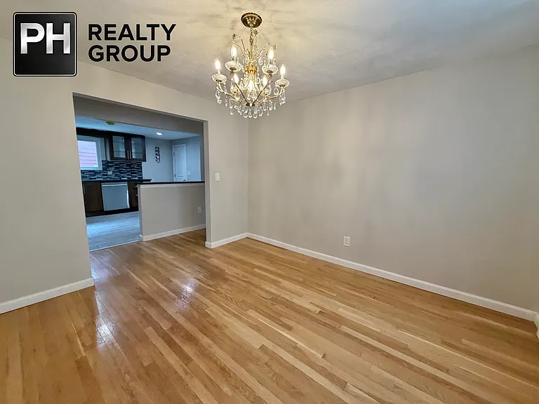 39-41 Townly Rd #1 — Photo 10