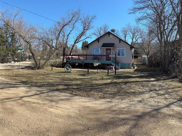 320 Douglas AVENUE, Manitou Beach, SK S0K 4T1