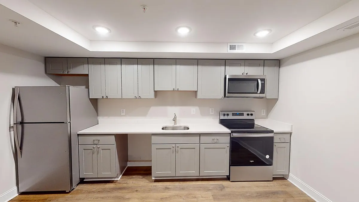 Building Photo - 232 Hamilton St NW #C4