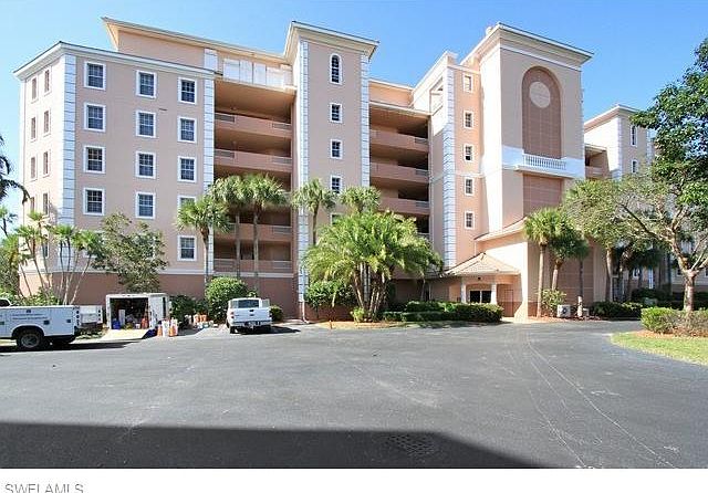 1st image of 133 Vintage Bay Dr Unit 4