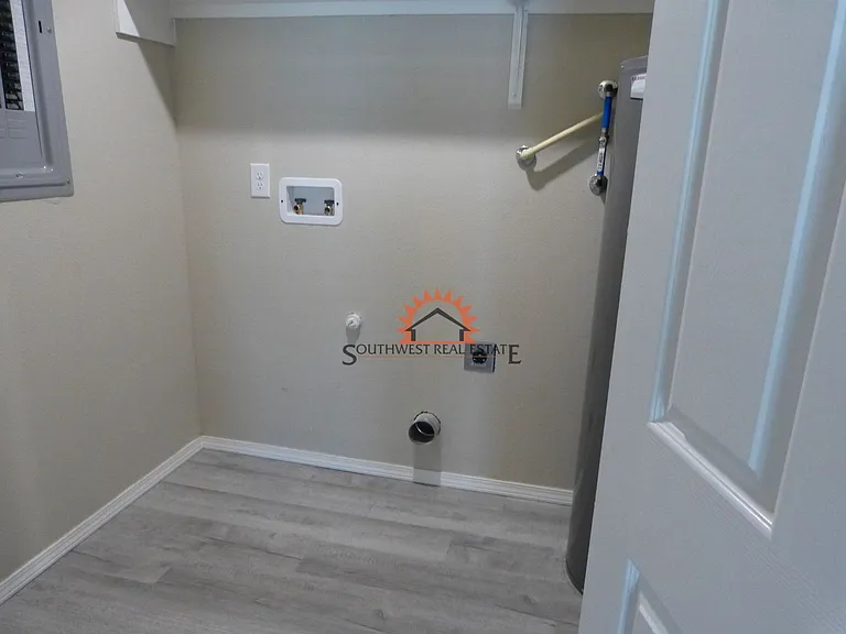1208 W. Manana Blvd. — Photo 10