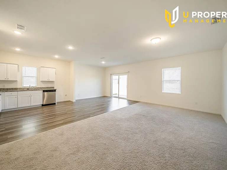 808 Juniper St — Photo 3