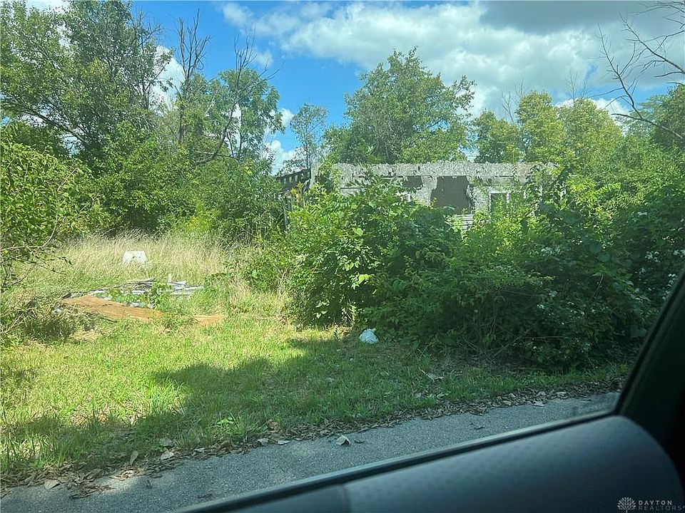 2nd image of 3215 Ralliston Ave