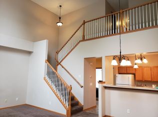 1593 Liberty Cir, Shakopee, MN 55379