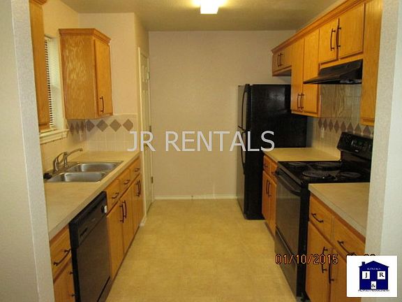 2nd image of 2208 Cline Dr