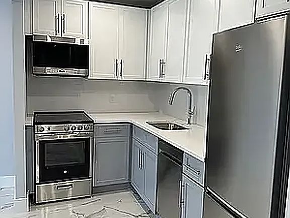 4th image of 38-03 31st St #5F