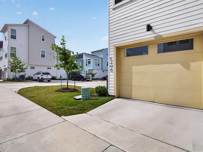4206 Margarita St — Photo 25