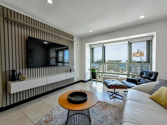 2nd image of 103 Avenue De Diego #1802