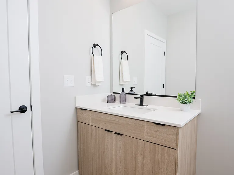 60 E Green St #212 — Photo 26