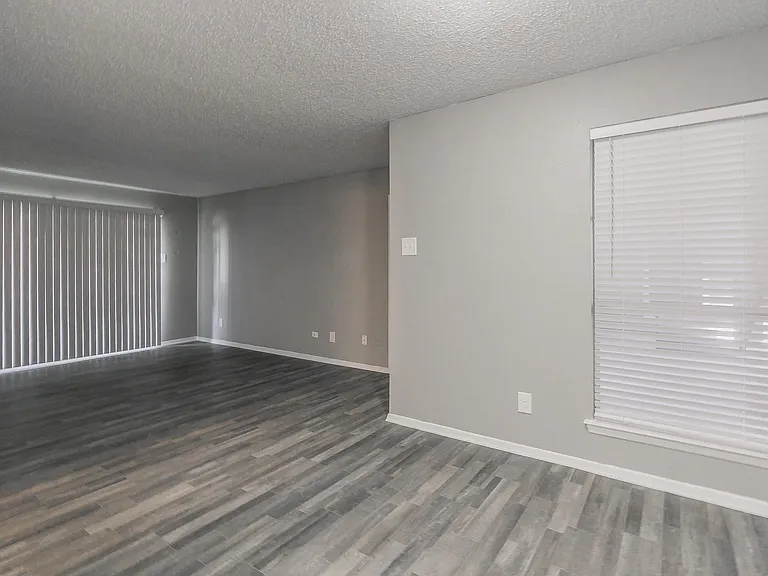 Station 121 at Town Center Apartments — Photo 115